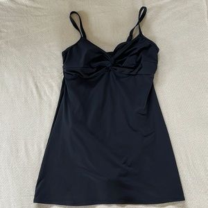 Land’s End Swim Dress. Black, size 8p.